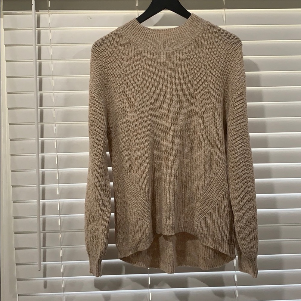 Old Navy sweater - oatmeal color SZ M (NWT)
